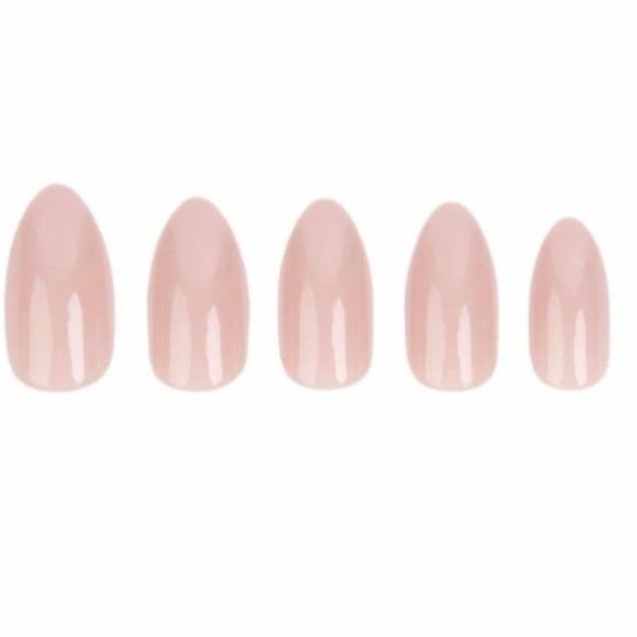 Red Aspen Nail Dashes | Kami Wears Khaki - Picture 2 of 5